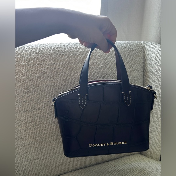 Purple Dooney Croc crossbody purse - Picture 7 of 7